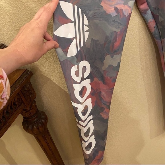 ADIDAS Pastel Camo Leggings Size Small - Picture 3 of 9